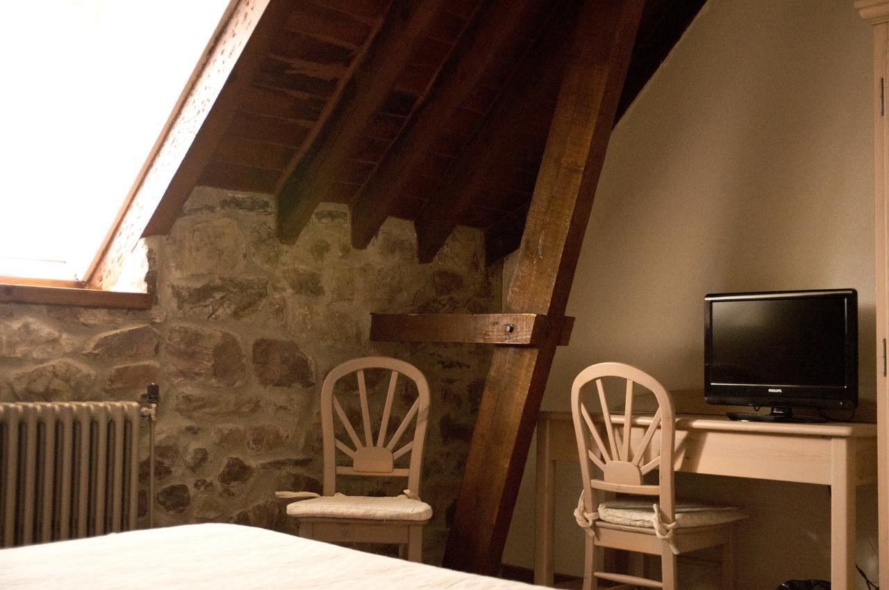 Hotel Rural Loizu Бургете Стая снимка